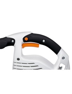 Souffleur STIHL BGE81 2